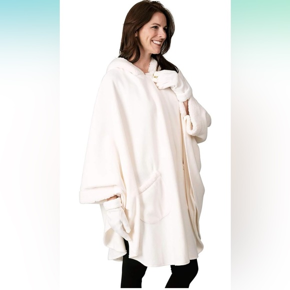 Le Moda Ladies Sherpa Trim Hooded Wrap Winter Collection One Size poncho cream - Picture 2 of 10